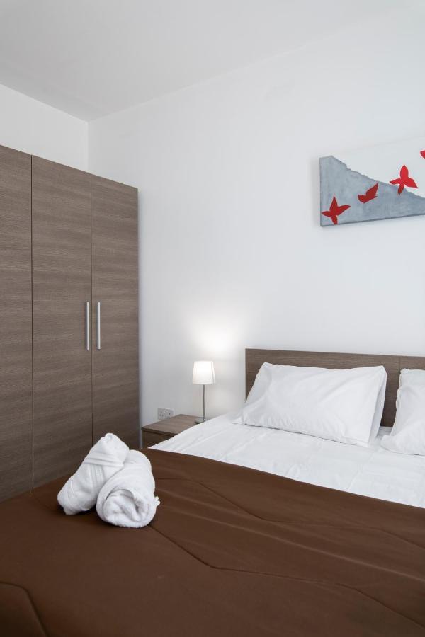 Sea View Apartment 2 Bedrooms 2 Bathrooms, 2 Minutes Away From The Sea San Julián Exterior foto