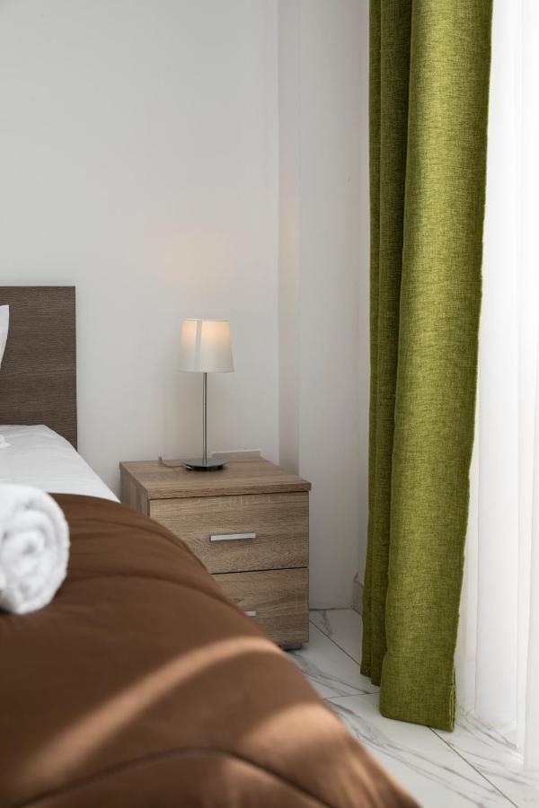 Sea View Apartment 2 Bedrooms 2 Bathrooms, 2 Minutes Away From The Sea San Julián Exterior foto